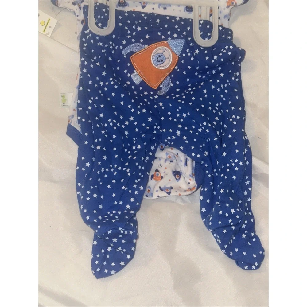 Duck Duck Goose Baby Boys 3pc Rocket Ship Set Bodysuit Pants Bib 6-9M Blue New